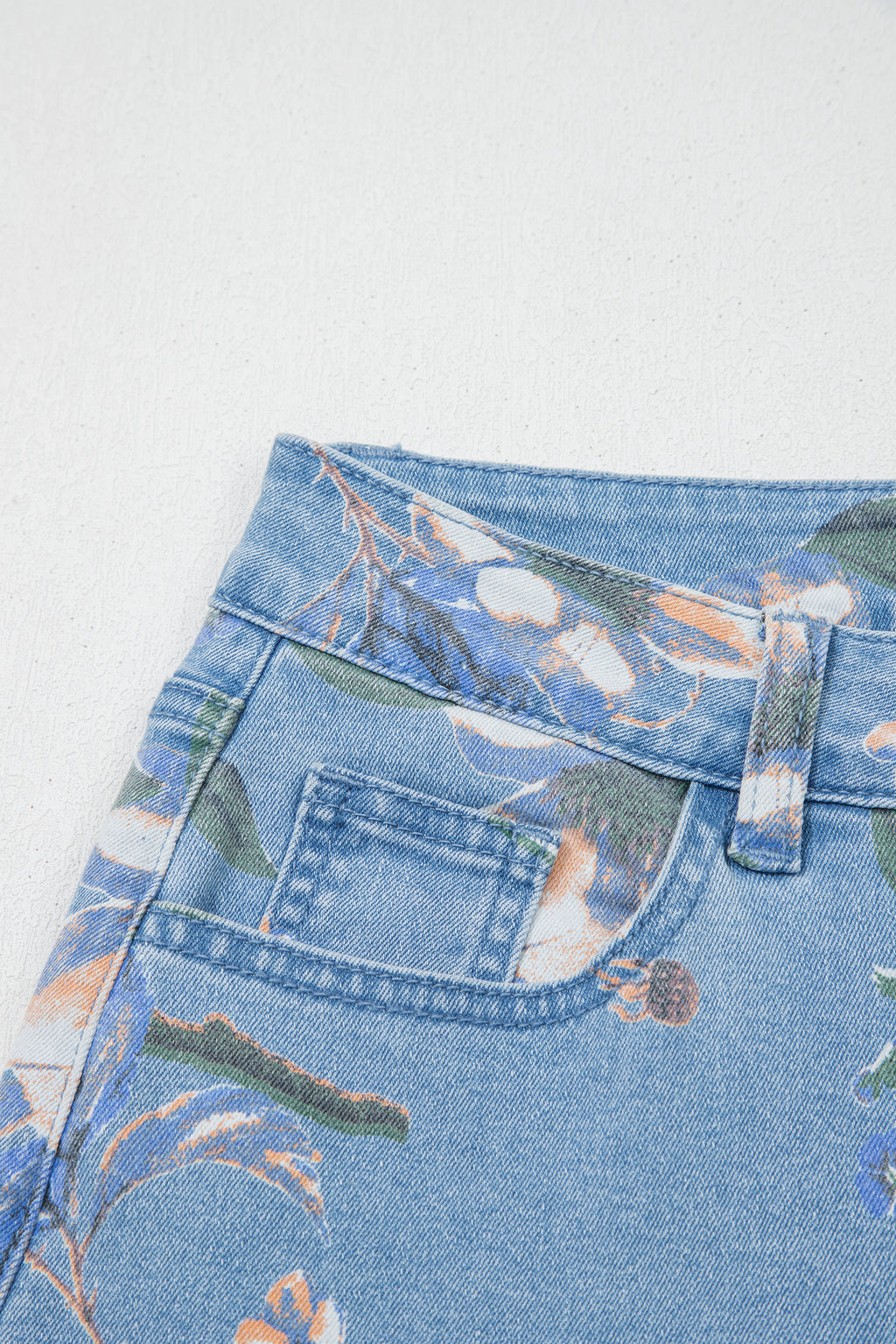 Sky Blue Retro Floral Print Frayed Hem Shift Jeans
